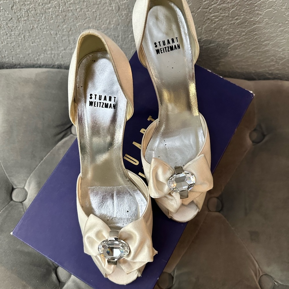 Stuart Weitzman Solitaire Heels Bridal White Satin 7.5